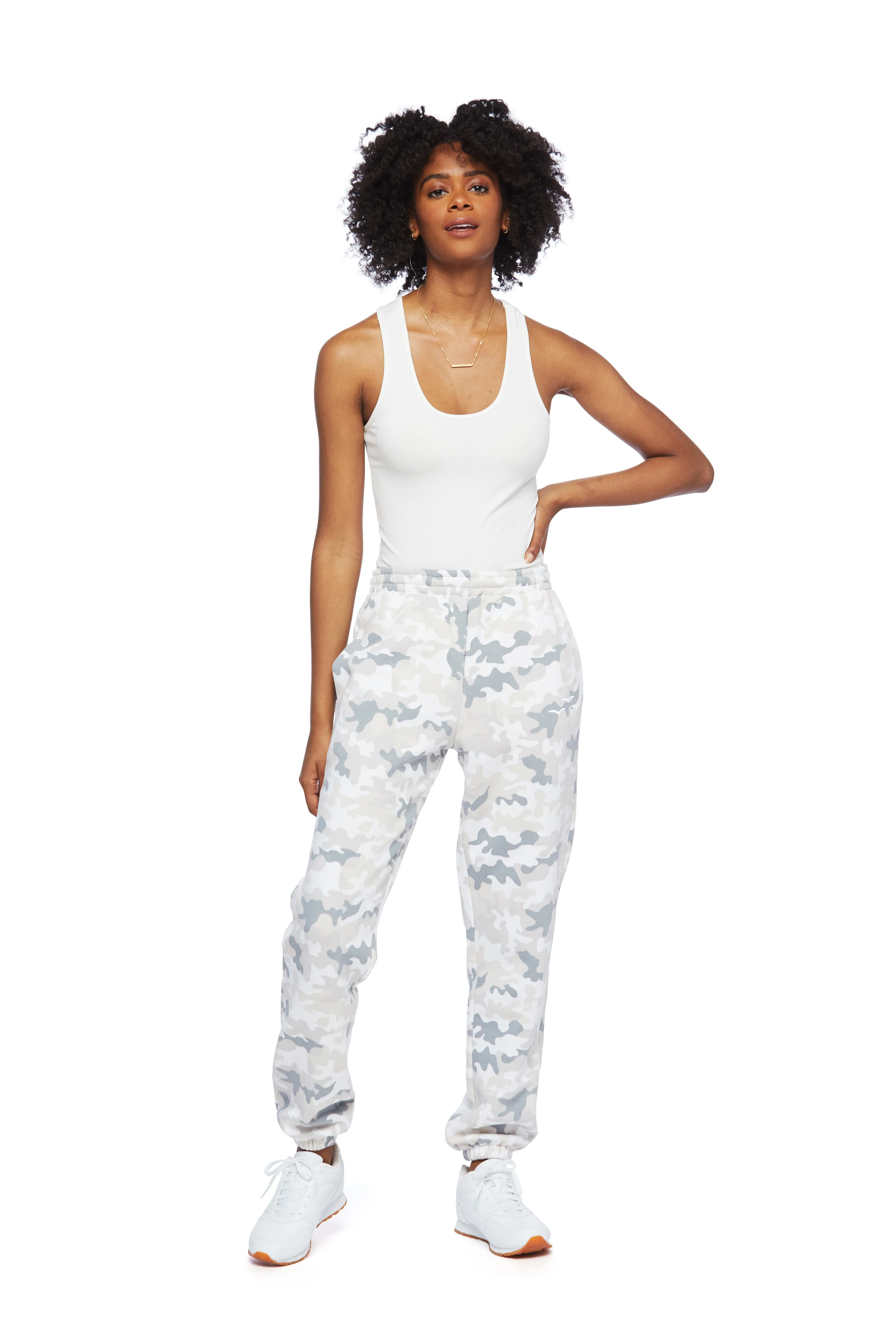 Nova premium fleece relaxed sweatpants in White Camo